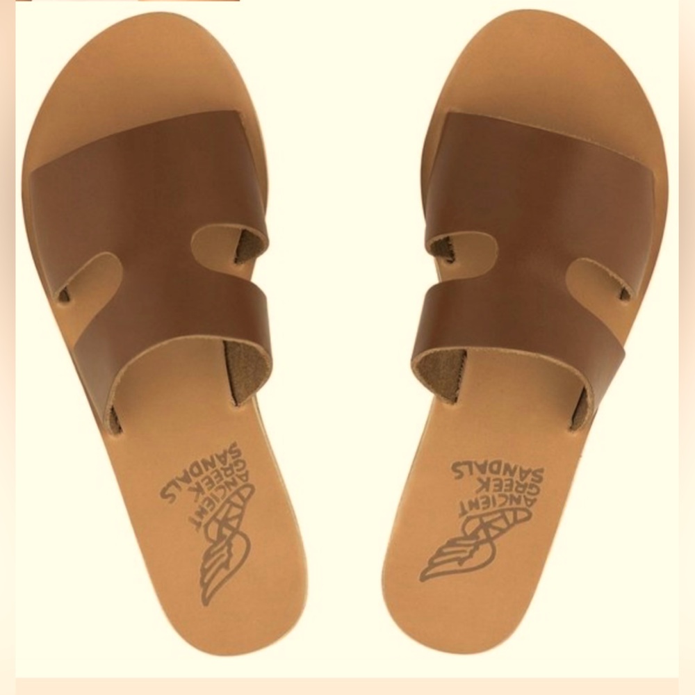 Ancient Greek Apertos Sandals in Chestnut. Size 38. Fits 7-7.5.